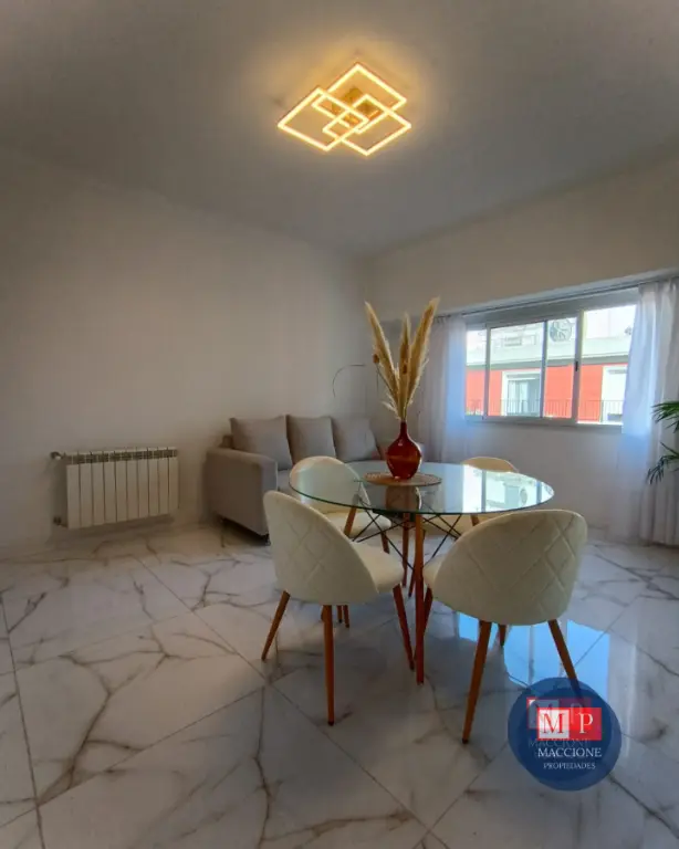Departamento de 3 ambientes en venta en Centro