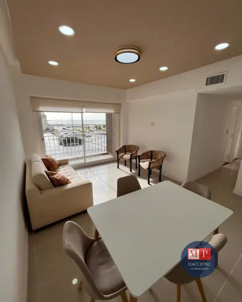 Departamento de 3 ambientes en venta en Centro