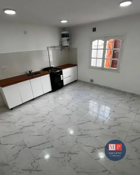 PH de 2 ambientes en venta en DEL PUERTO