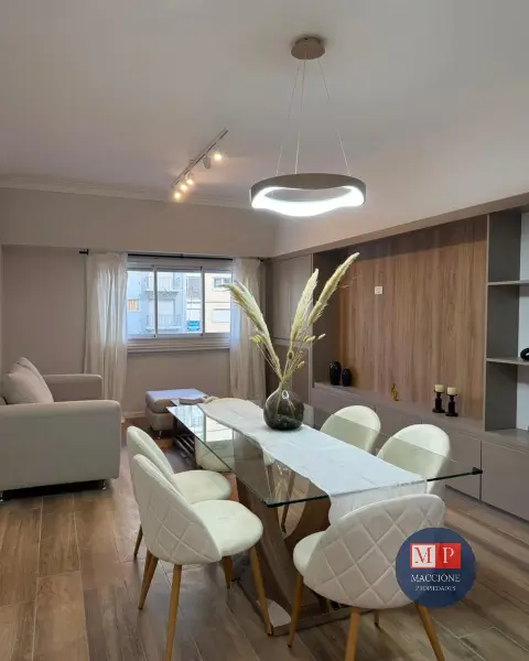Departamento de 3 ambientes en venta en Centro