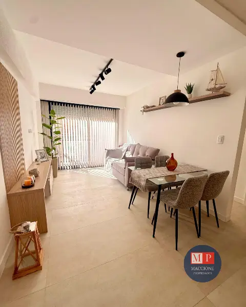 Departamento de 2 ambientes en venta en Centro