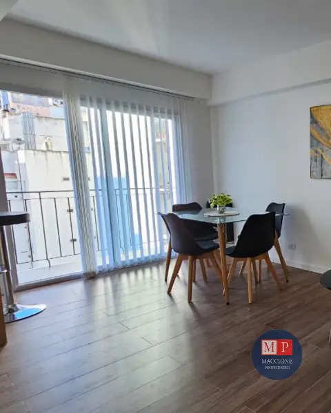 Departamento de 2 ambientes en venta en Centro