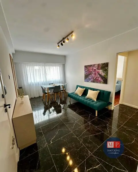 Departamento de 3 ambientes en venta en Centro