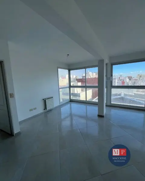 Departamento de 2 ambientes en venta en LA PERLA
