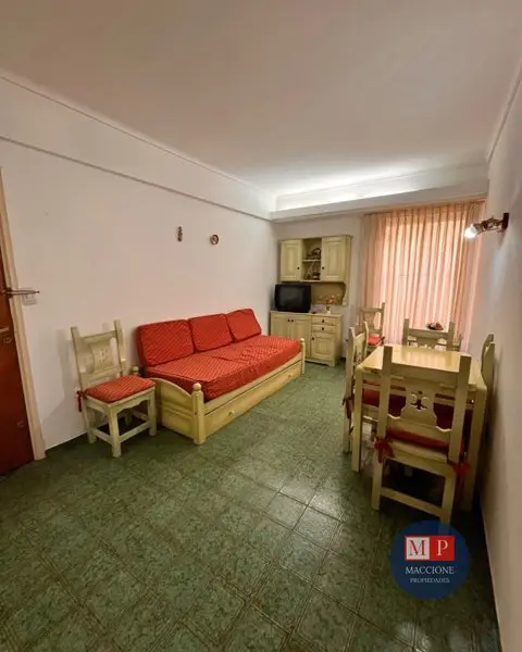 Departamento de 2 ambientes en venta en Centro