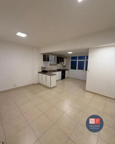 Departamento de 2 ambientes en venta en Centro