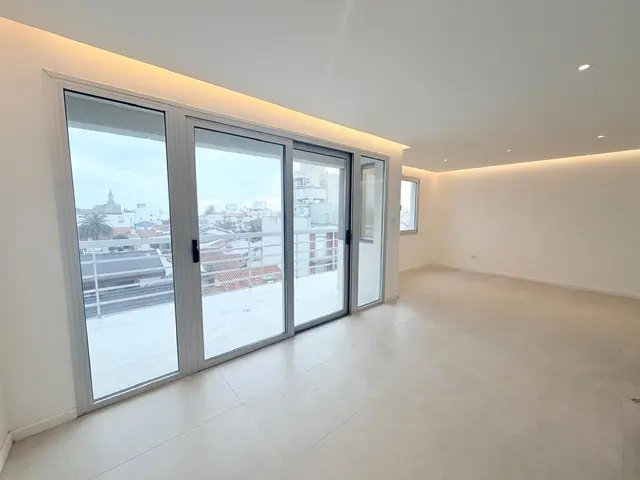 Departamento de 3 ambientes en venta en LA PERLA