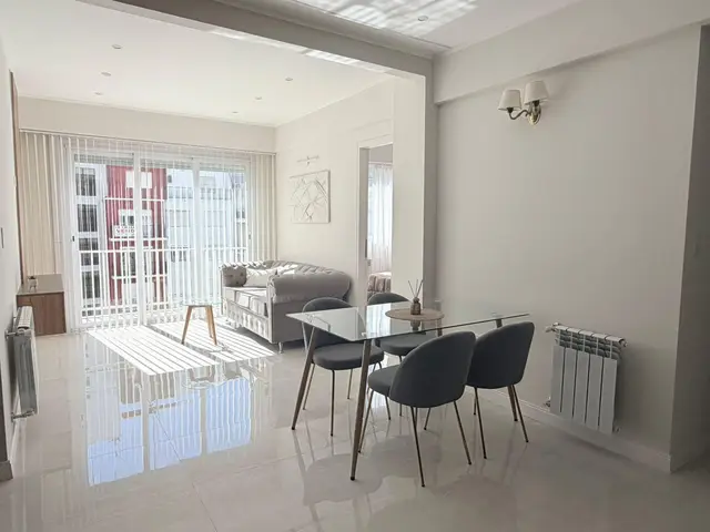 Departamento de 4 ambientes en venta en Centro