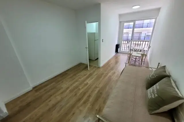 Departamento de 1 ambiente en venta en Área Centro