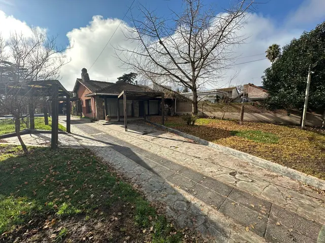 Casa de 3 ambientes en venta en LOPEZ DE GOMARA