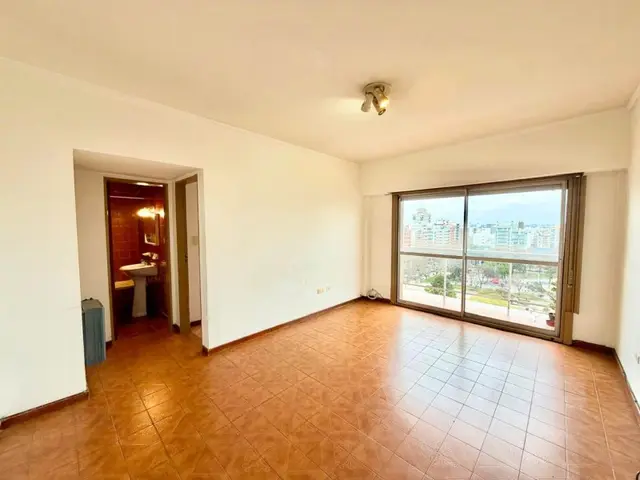 Departamento de 2 ambientes en alquiler en Centro