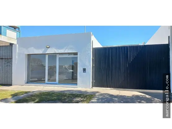 Local en venta en MALVINAS ARGENTINAS