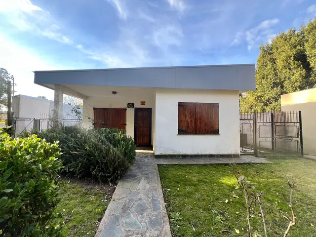 Casa de 3 ambientes en venta en ALFAR