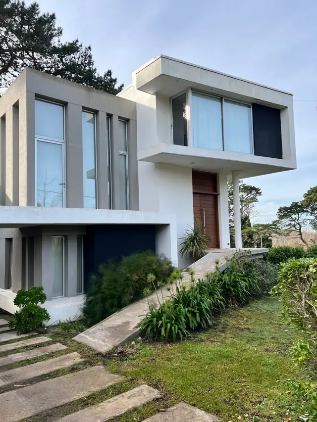 Casa de 4 ambientes en venta en SIERRA DE LOS PADRES