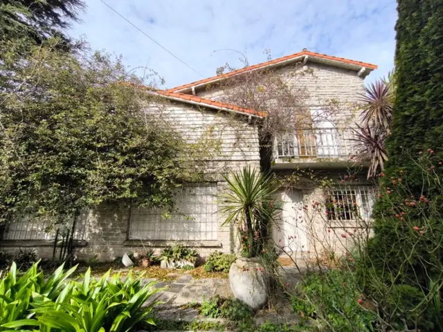 Casa de 6 ambientes en venta en PLAYA GRANDE