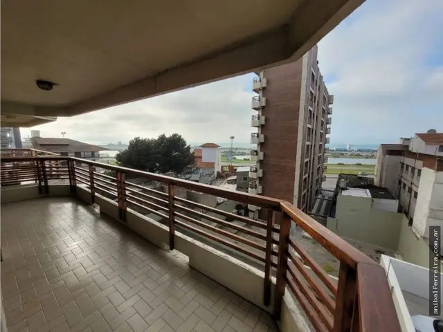 Departamento de 3 ambientes en venta en PUNTA MOGOTES