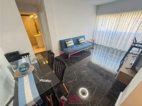 Departamento de 2 ambientes en venta en Centro