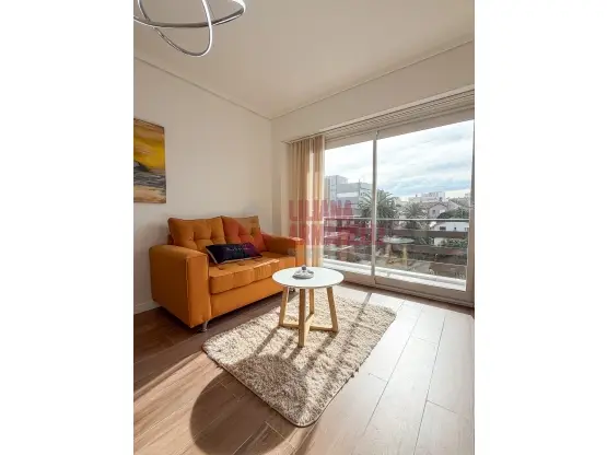 Departamento de 2 ambientes en venta en LA PERLA