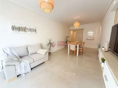 Departamento de 2 ambientes en venta en Plaza Colón
