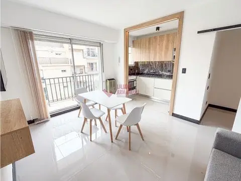 Departamento de 2 ambientes en venta en Área Centro