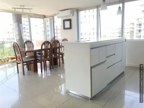 Departamento de 3 ambientes en venta en Centro