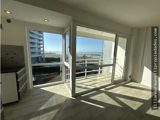 Departamento de 2 ambientes en venta en PARQUE LURO