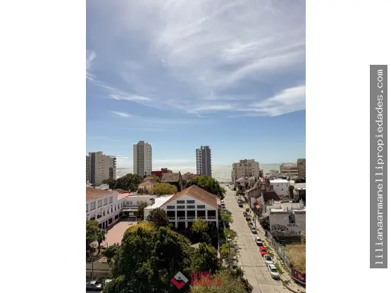 Departamento de 4 ambientes en venta en LA PERLA