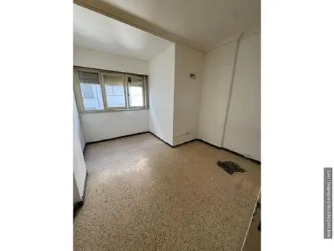 Departamento de 2 ambientes en alquiler en Área Centro