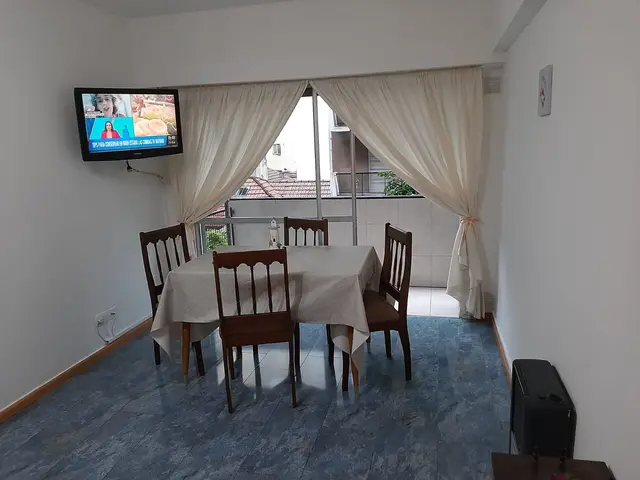 Departamento de 2 ambientes en alquiler temporario en Centro