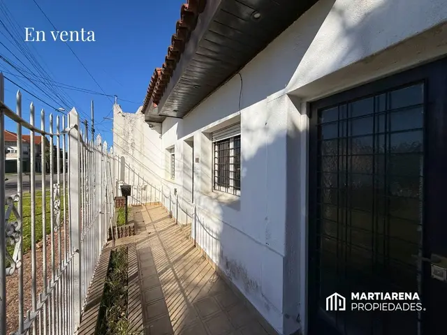 Casa de 9 ambientes en venta en CORONEL DORREGO