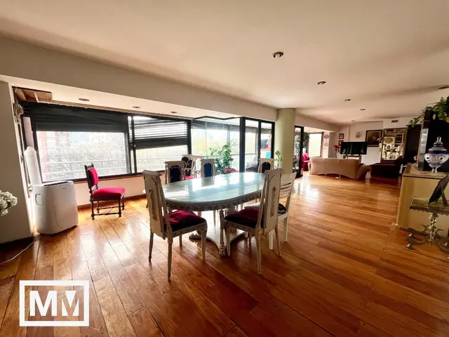 Departamento de 4 ambientes en venta en Centro