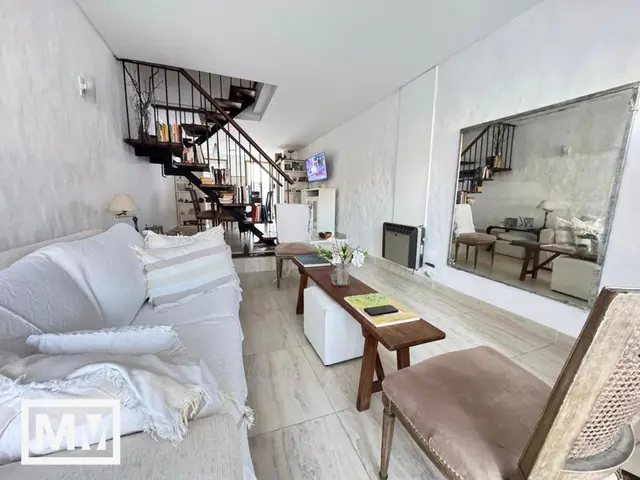 PH de 4 ambientes en venta en LOS TRONCOS
