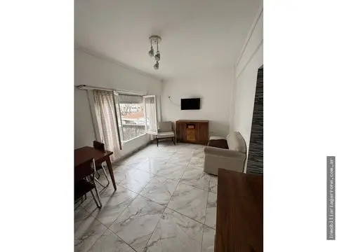 Departamento de 2 ambientes en venta en Villa Primera