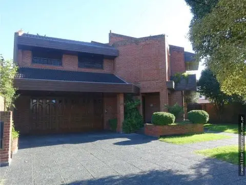Casa de 5 ambientes en venta en PARQUE LURO