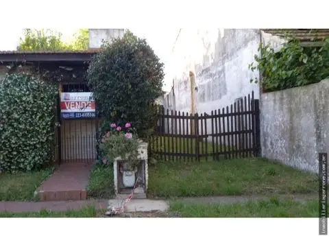 Casa de 2 ambientes en venta en LOS PINARES