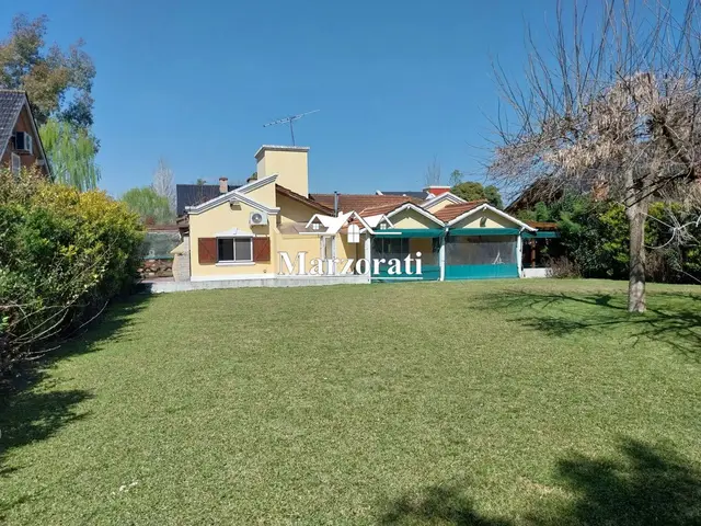 Casa de 4 ambientes en alquiler en Mar del Plata