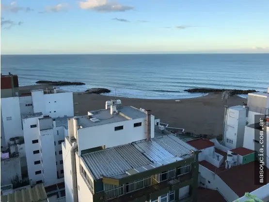 Departamento de 4 ambientes en venta en LA PERLA