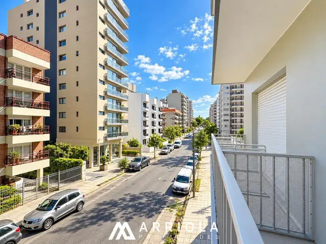 Departamento de 4 ambientes en venta en LEANDRO N. ALEM