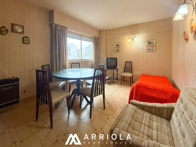 Departamento de 2 ambientes en venta en LA PERLA