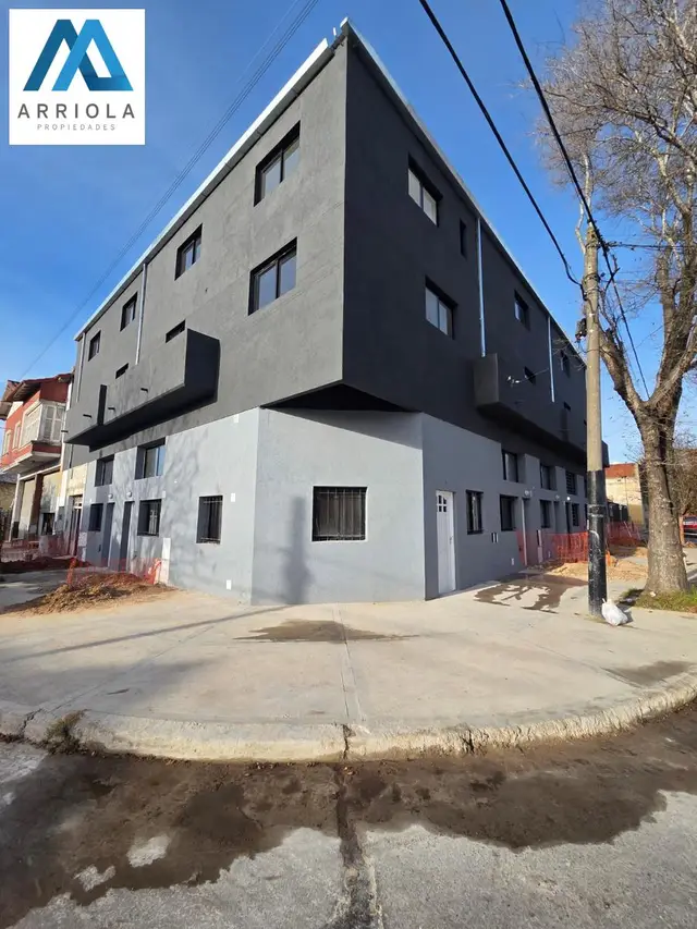 Casa de 2 ambientes en venta en Centro
