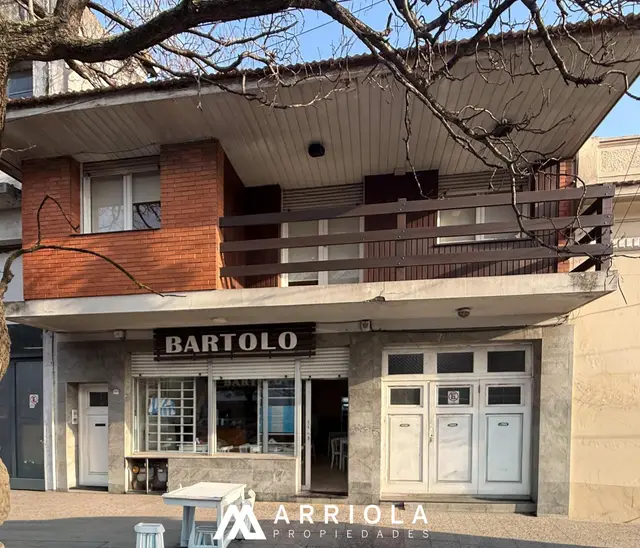Local en venta en PLAZA PERALTA RAMOS
