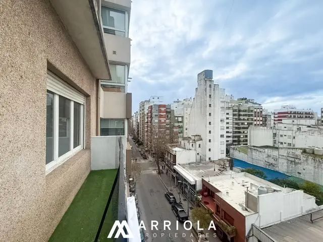 Departamento de 3 ambientes en venta en Centro