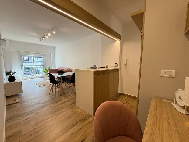 Departamento de 3 ambientes en venta en ESTACION TERMINAL (ALDREY)