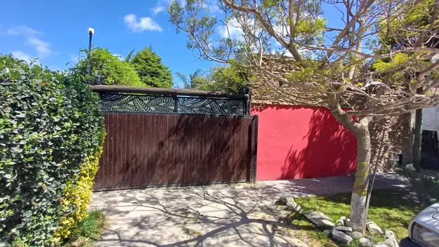 Casa de 4 ambientes en venta en VILLA PRIMERA
