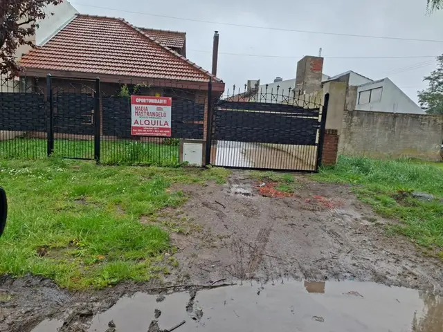 Casa de 3 ambientes en alquiler en LOPEZ DE GOMARA