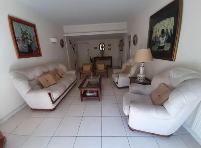 Departamento de 4 ambientes en venta en Centro