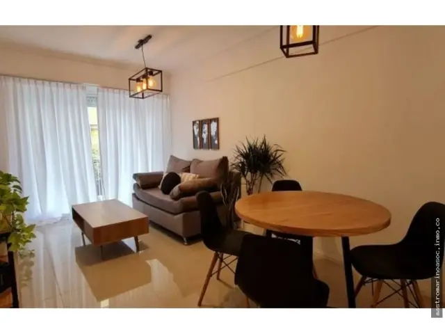 Departamento de 2 ambientes en venta en Centro