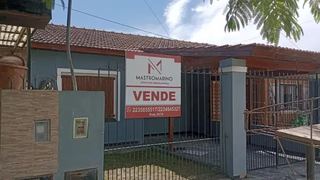 Casa de 4 ambientes en venta en LOS TILOS