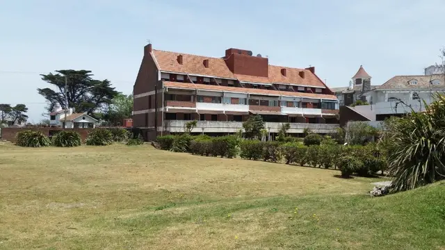 Departamento de 1 ambiente en venta en LOS ACANTILADOS