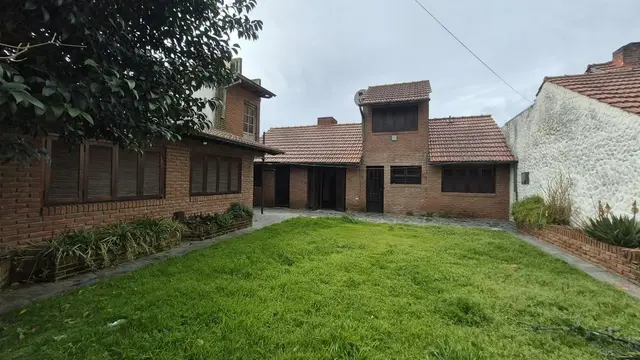 Casa de 4 ambientes en alquiler en LOS PINARES